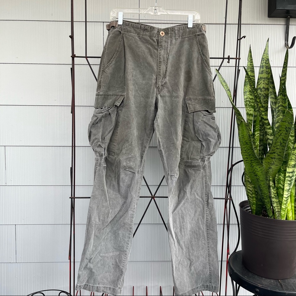 Army Green Khaki Straight Leg Cargo Pants Vintage 90s y2k size 32โ waist - Picture 1 of 7